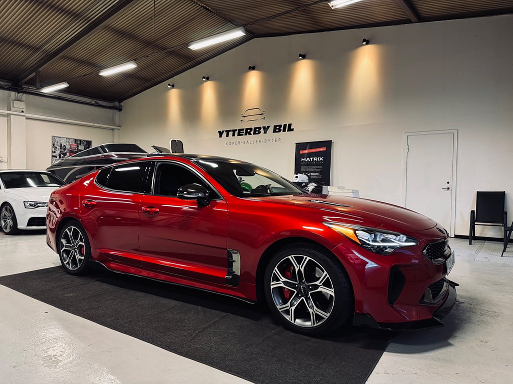 Kia Stinger GT AWD 3.3 V6 T-GDI AWD H/K Ljud Panorama App-Connect