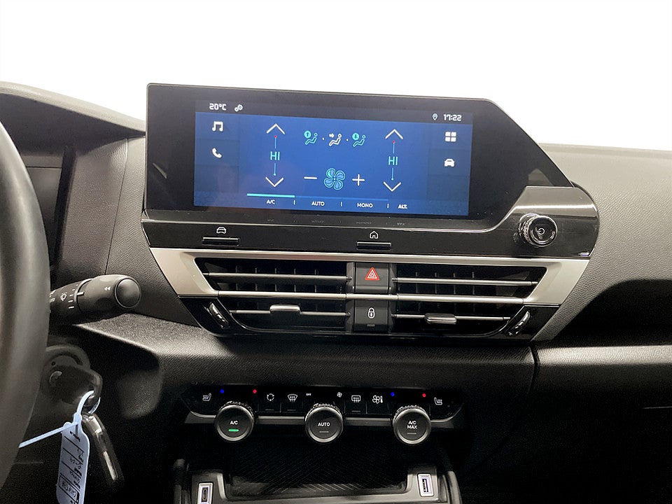 Bild på Citroën e-C4 Feel 50kWh 136hk Aut RATTVÄRME P-SENSORER