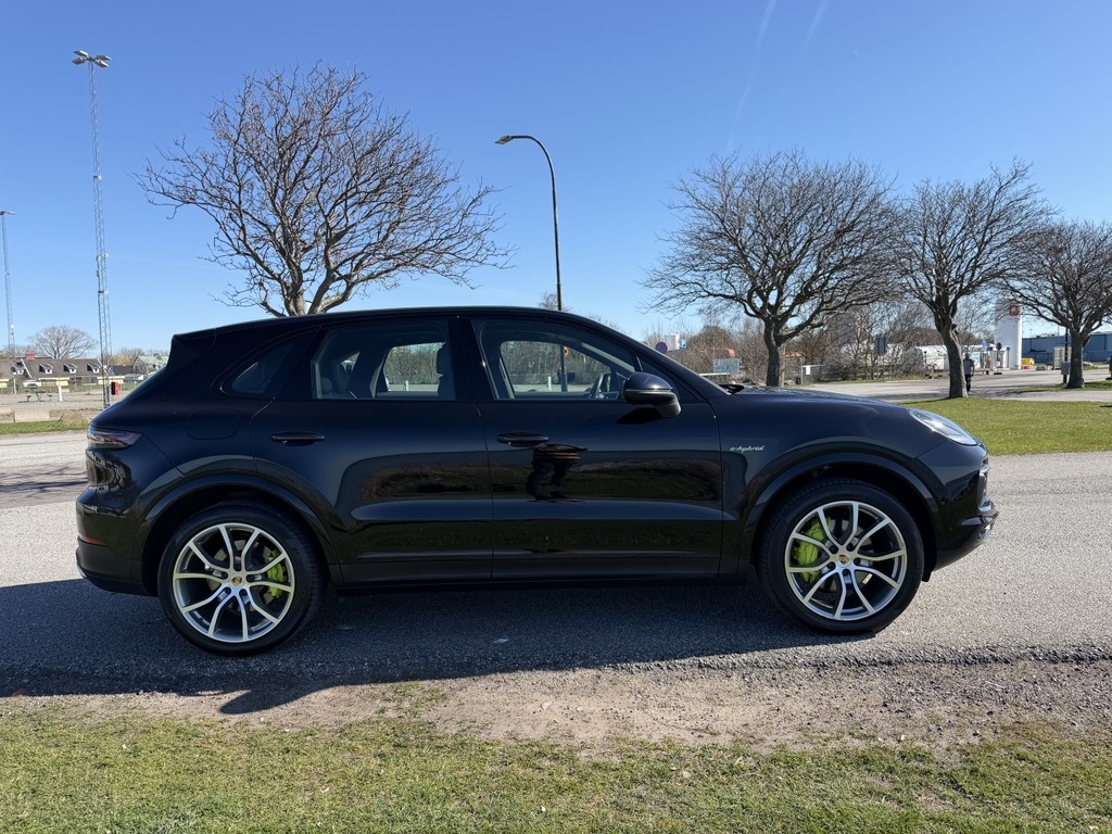 Porsche Cayenne 2020, photo 6/10
