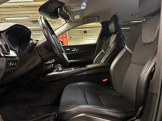 Volvo V60 Recharge T6 AWD Drag/360/HeadUp/Navi/Värmare/SoV
