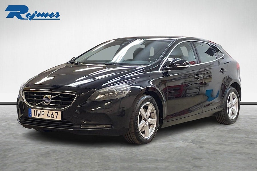 Volvo V40 T3 Your Momentum