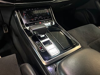 Audi Q8 50 TDI Quattro S line Drag/Dvärm/360kam/LuftFjädring – bild 25