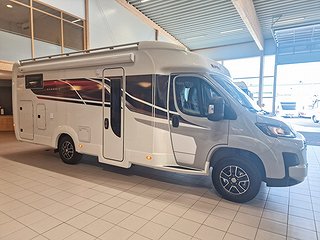 Husbil-halvintegrerad Kabe Classic 740 LGB 2 av 27