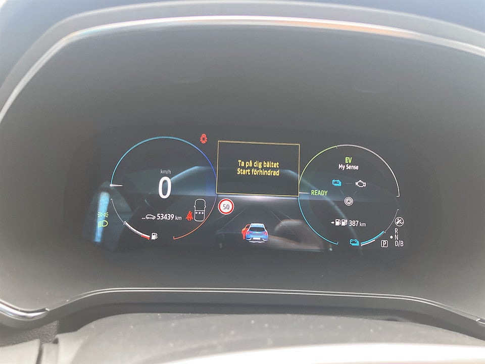 Bild på Renault Captur E-TECH PHEV 160hk Aut B-KAMERA CARPLAY