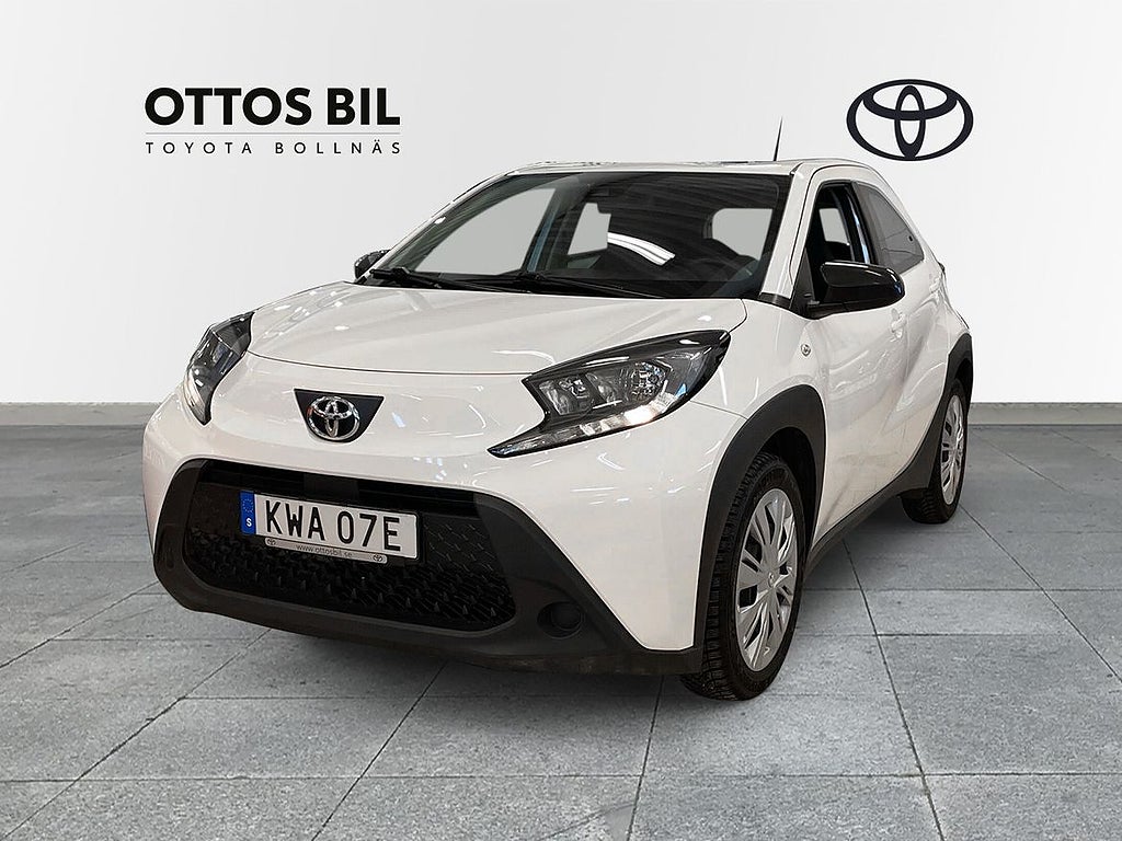 Toyota Aygo X 1.0 VVT-i CVT, 72hk - Play / OBS (4,95% RÄN...