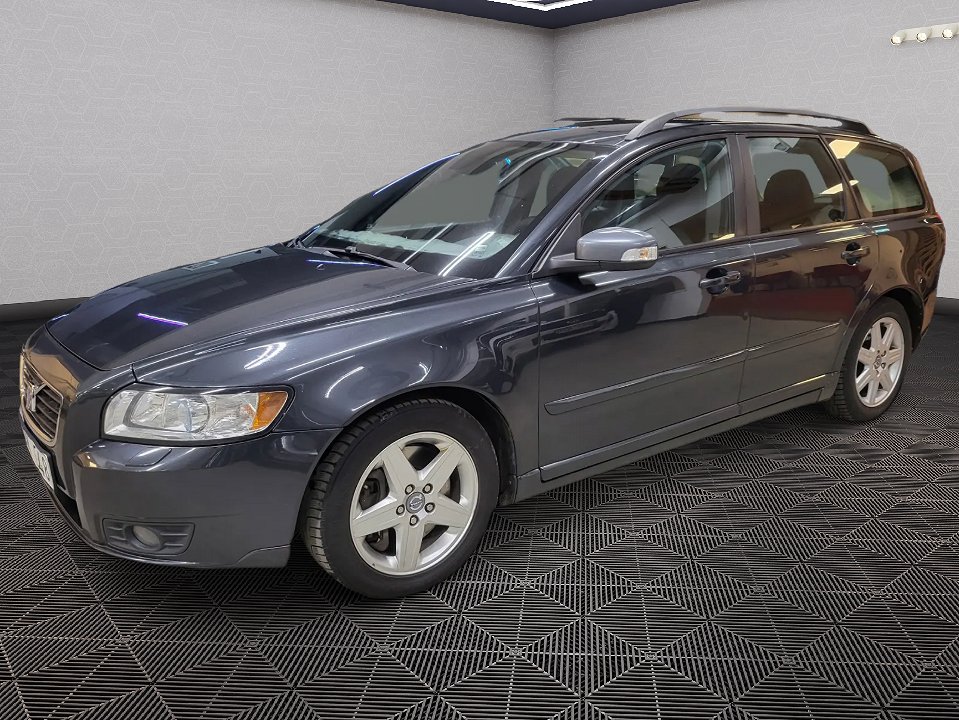 Volvo V50 2.0 D Powershift Momentum Euro 4