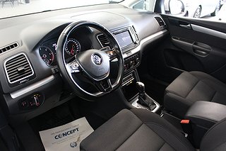 Minibuss Volkswagen Sharan 13 av 23