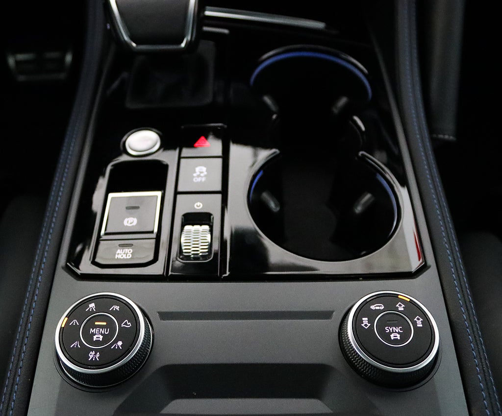 Volkswagen Touareg R eHybrid 3.0 V6 Pano Luft Dynaudio 360° Massage HuD