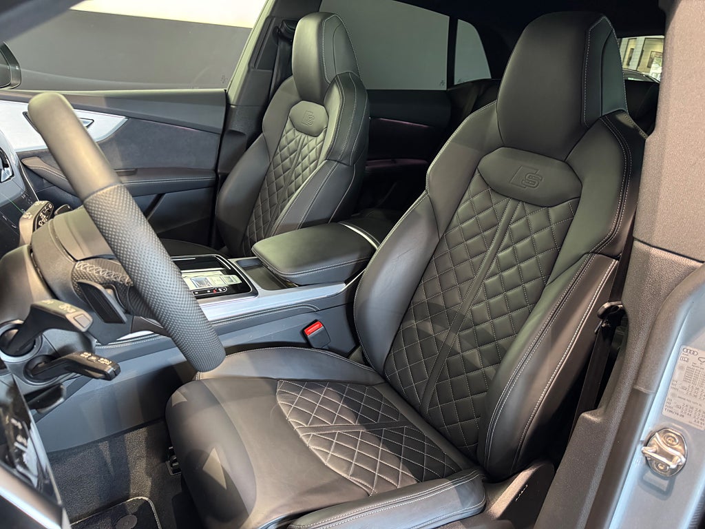Audi Q8 50 TDI quattro S Line Selection Panorama B&O Värmare - bild 5