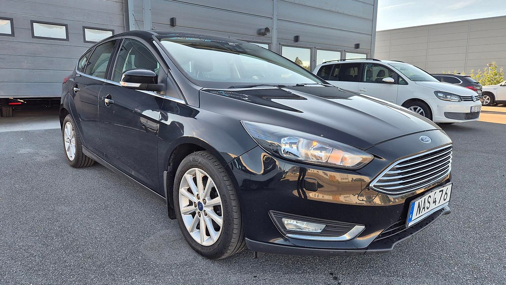 Ford Focus 1.0 EcoBoost Titanium EU6 Ny kamrem/service GPS 125 hk 
