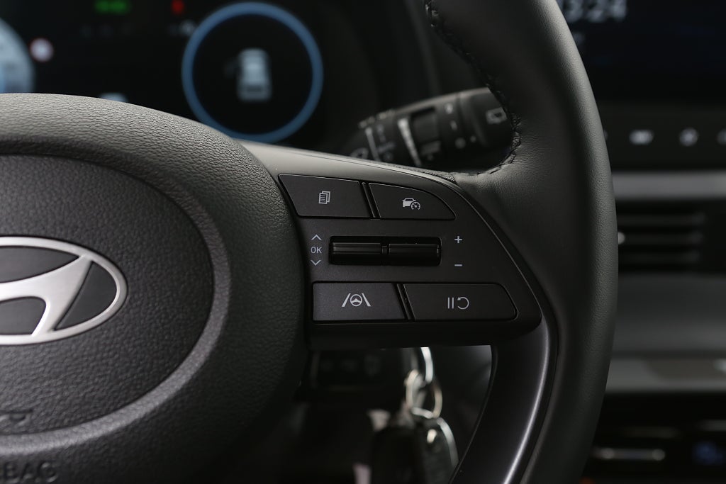 Hyundai Bayon Essential 1.2 MPi | Manuell | Moms |