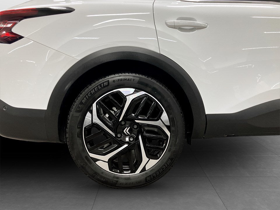 Bild på Citroën C4 X Shine 1.2 PT 130hk Aut - 360-KAMERA, RATTVÄRME