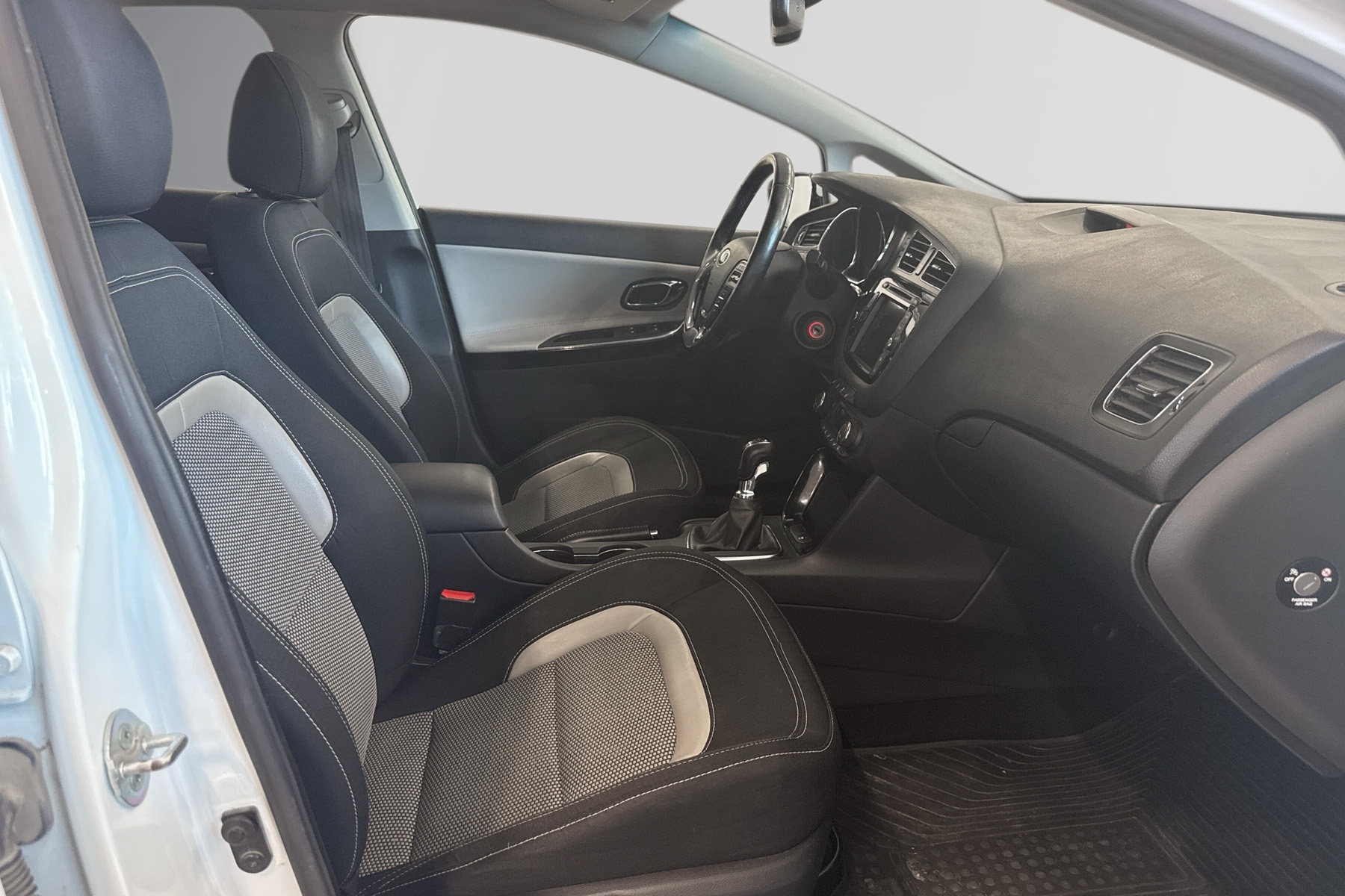 Kia Ceed 2015, bild 6/32