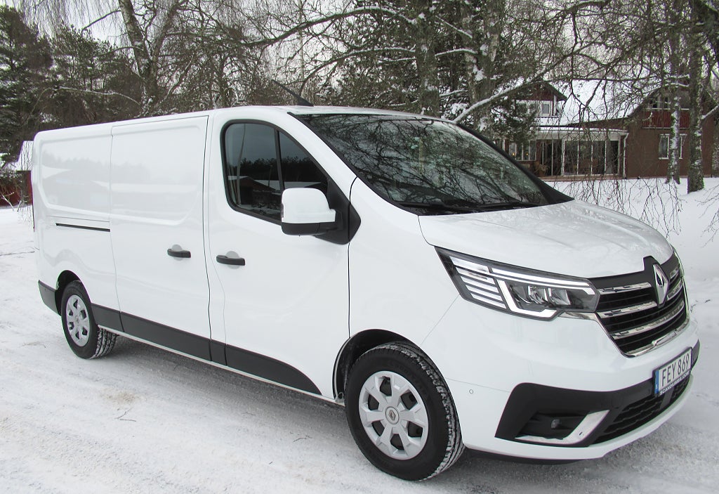 Renault trafic 150 dCi Långt Skåp L2 Nordic Line