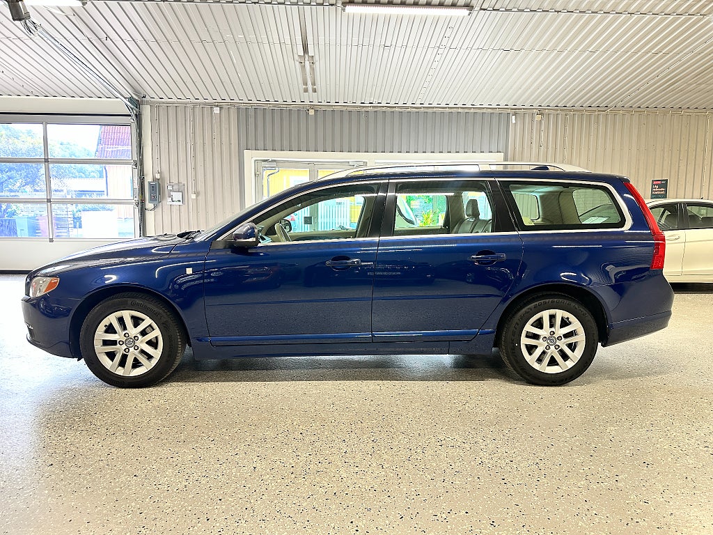 Volvo V70 D3 Geartronic Ocean Race Kamrem bytt