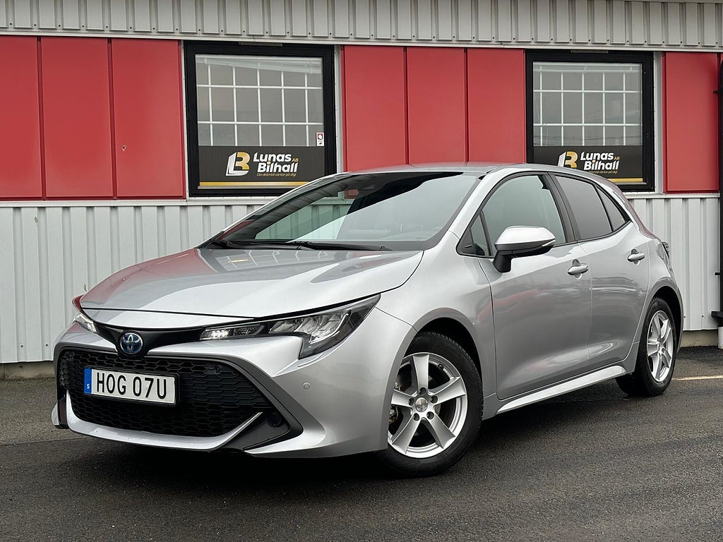 Toyota Corolla Hybrid e-CVT Active Euro 6/Ny servad/2 Ägare/Välskött