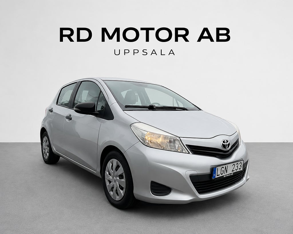 Toyota Yaris 5-dörrar 1.0 VVT-i Life Nyservad Årskatt 360 kr