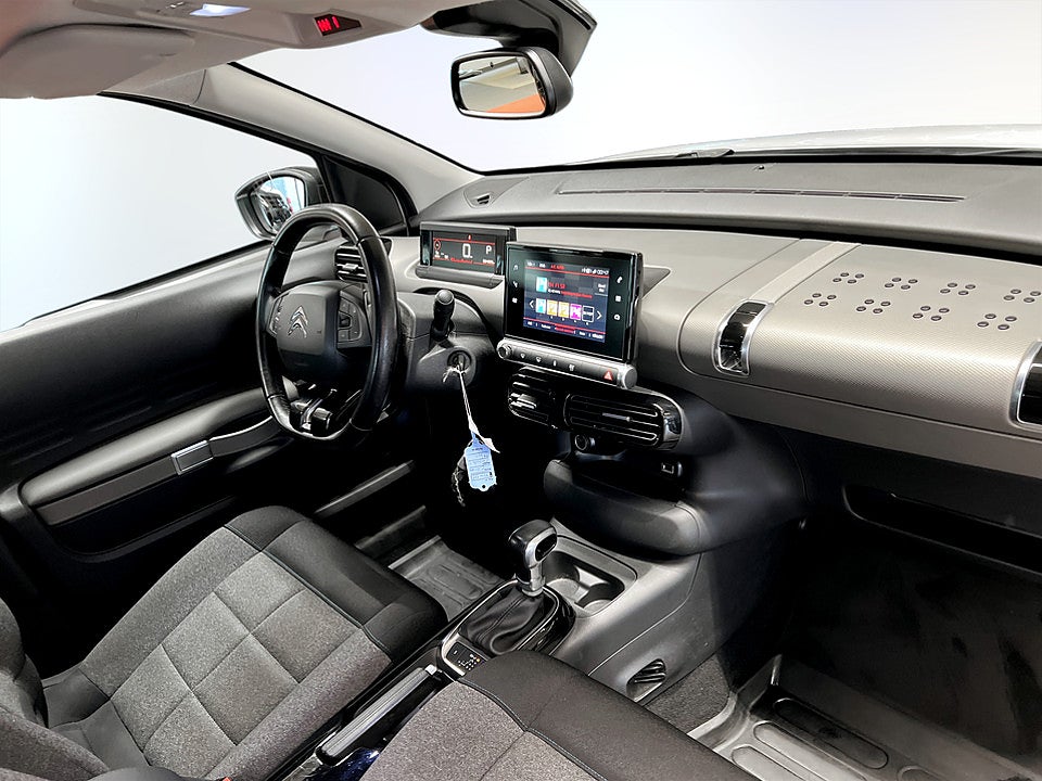 Bild på Citroen C4 Cactus Cactus 1.2 PT 110hk Aut P-SENSORER NAVI