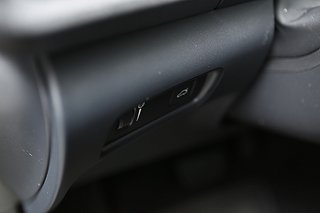 Halvkombi Polestar 2 11 av 23