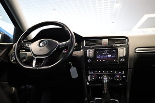 Halvkombi Volkswagen Golf 18 av 28