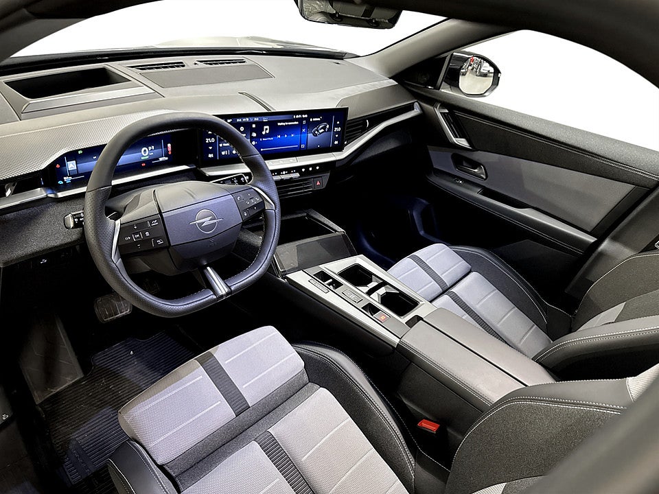 Bild på Opel Grandland X GS Ultimate Tech Electric 73kWh 213hk Aut B-KAMERA 