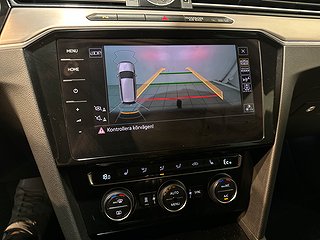 Volkswagen Passat Variant GTE Drag Cockpit Pvärm GPS SoV