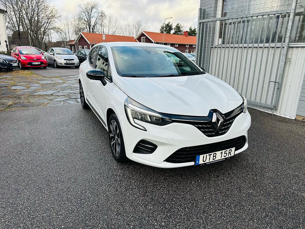 Renault Clio 1.0 TCE 91HK XTRONIC / NAVI / 2100Mil