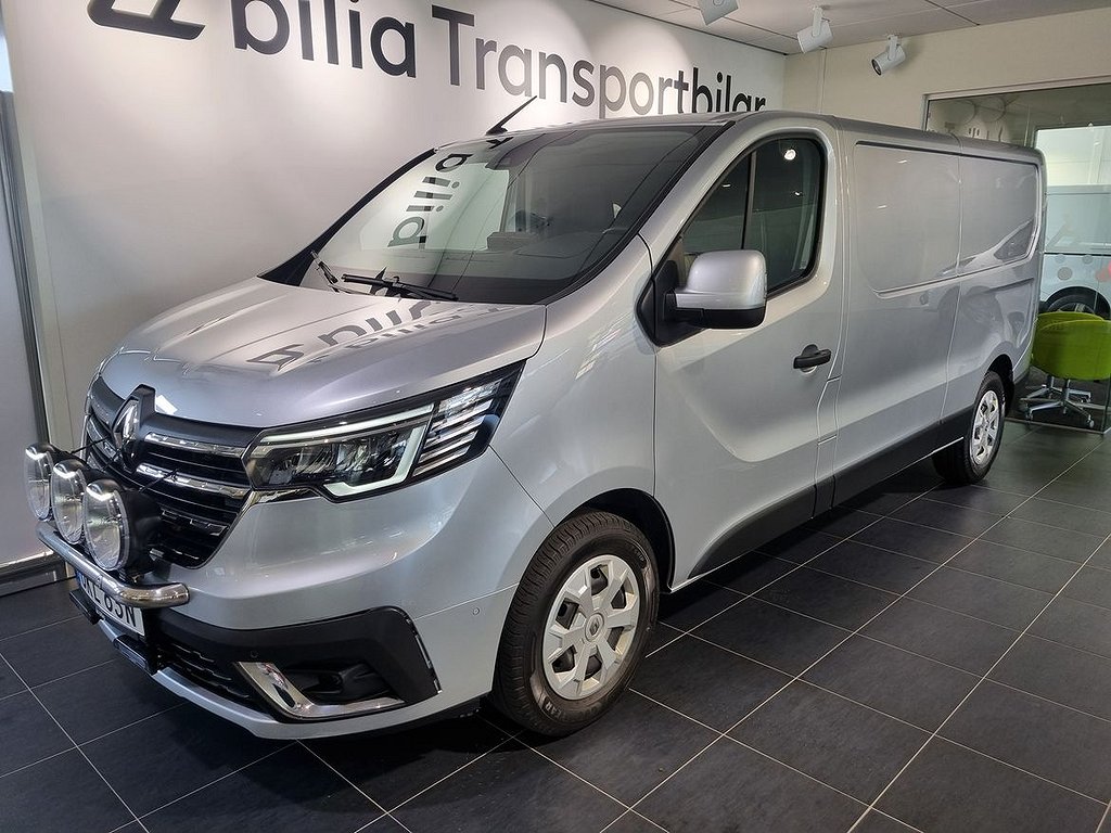 Renault trafic Skåpbil Nordic L2Hi 150hk aut 2600 mil Moms