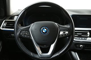 Kombi BMW 330e 15 av 29