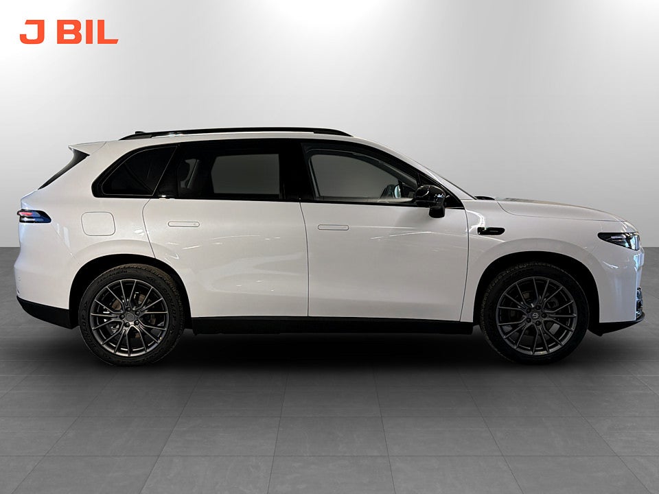 Bild på Leapmotor C10 EREV Design ProMax räckvidd 970km - OMGÅENDE LEVERANS!