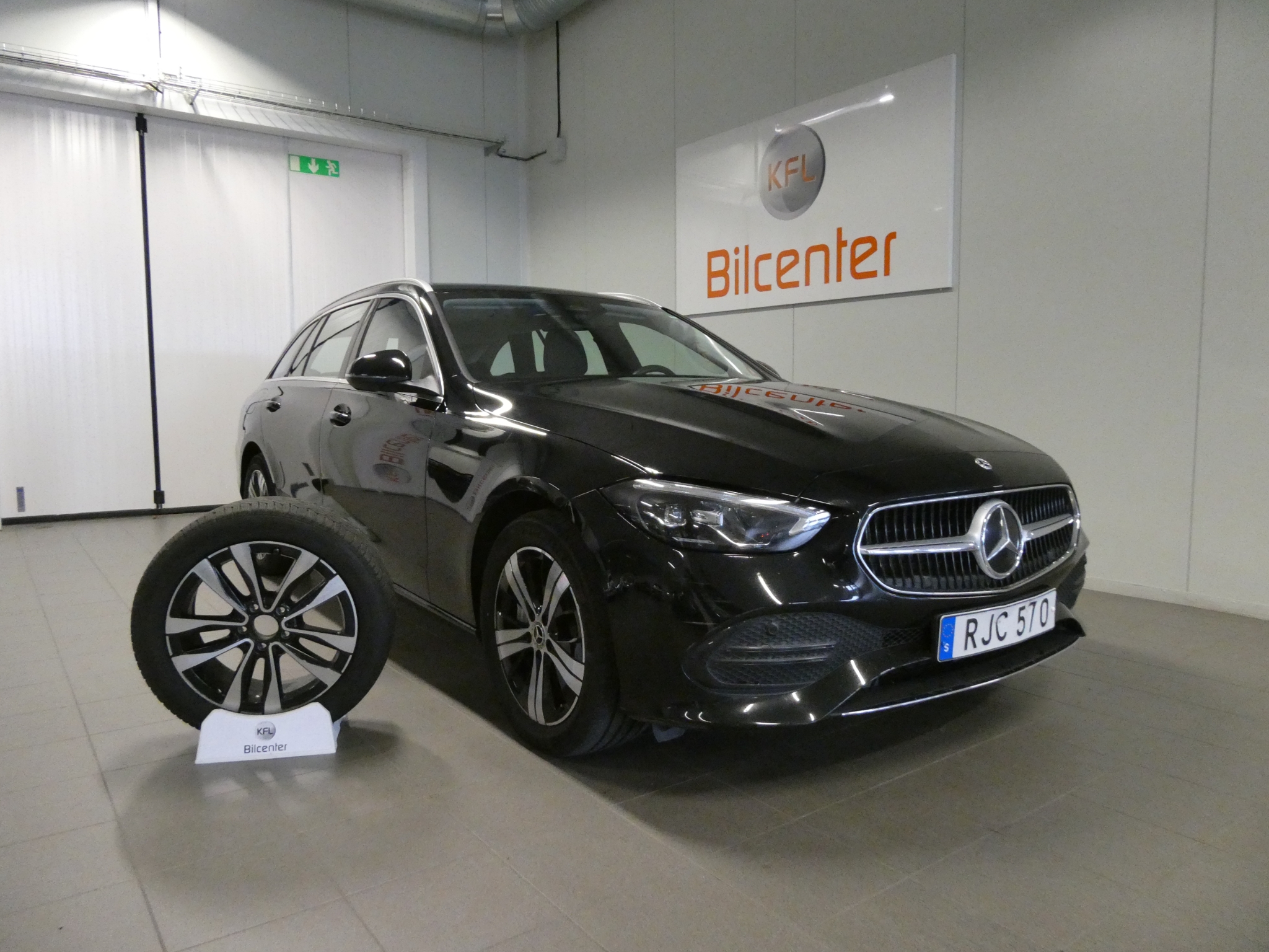 Mercedes-Benz E 220 2023, bild 5/10