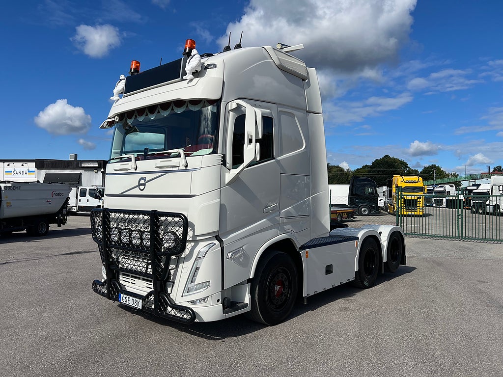 Volvo FH13 500 6x2 Dragbil med Hydraulik, Klädd hytt mm