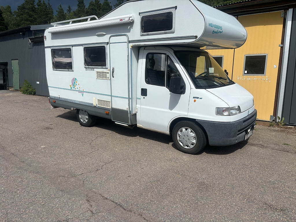 Weinsberg Toskana 5-platser  / B-körkort / 1790 kr/ månaden