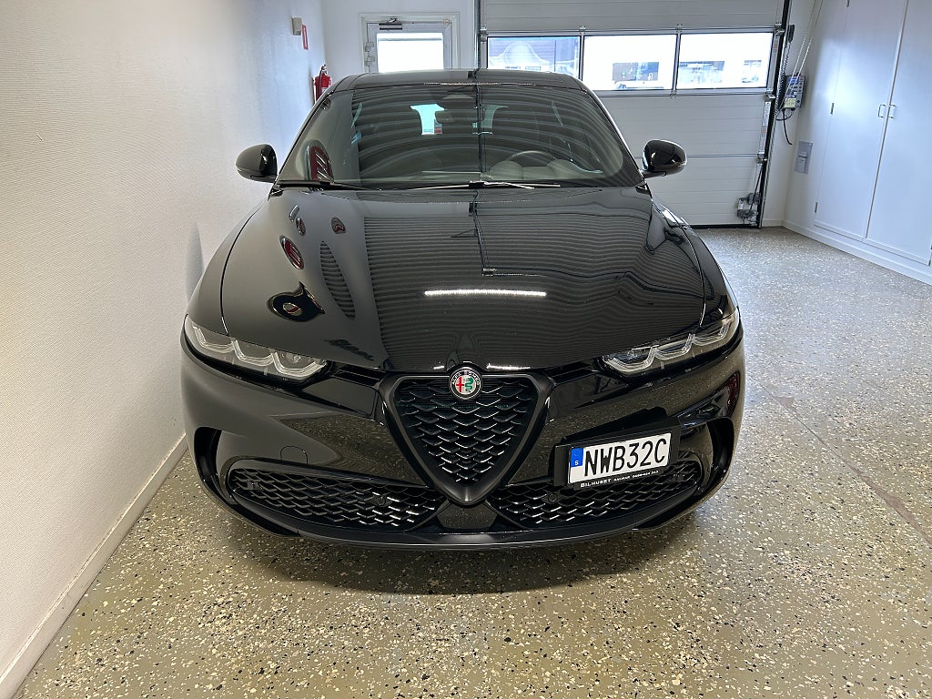 Alfa Romeo Tonale 2023 - miniatyr 4
