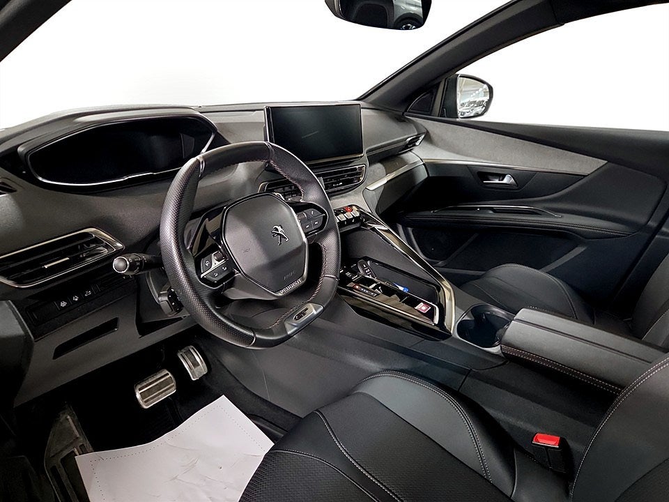 Bild på Peugeot 3008 GT 1.2 PT 130hk Aut - B-KAMERA, CARPLAY