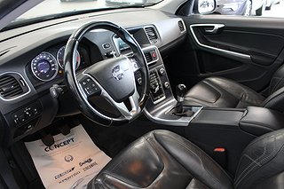 Kombi Volvo V60 12 av 18