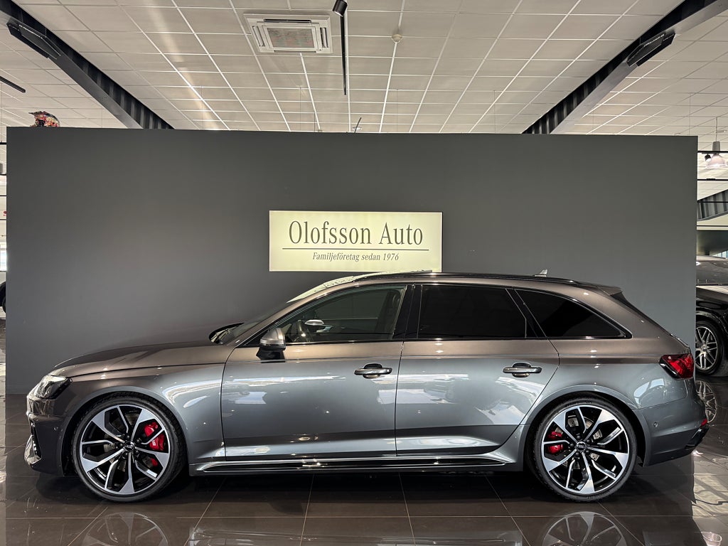 Audi RS4 Avant Quattro Panorama B&O Massage Carbon RS Design - bild 17