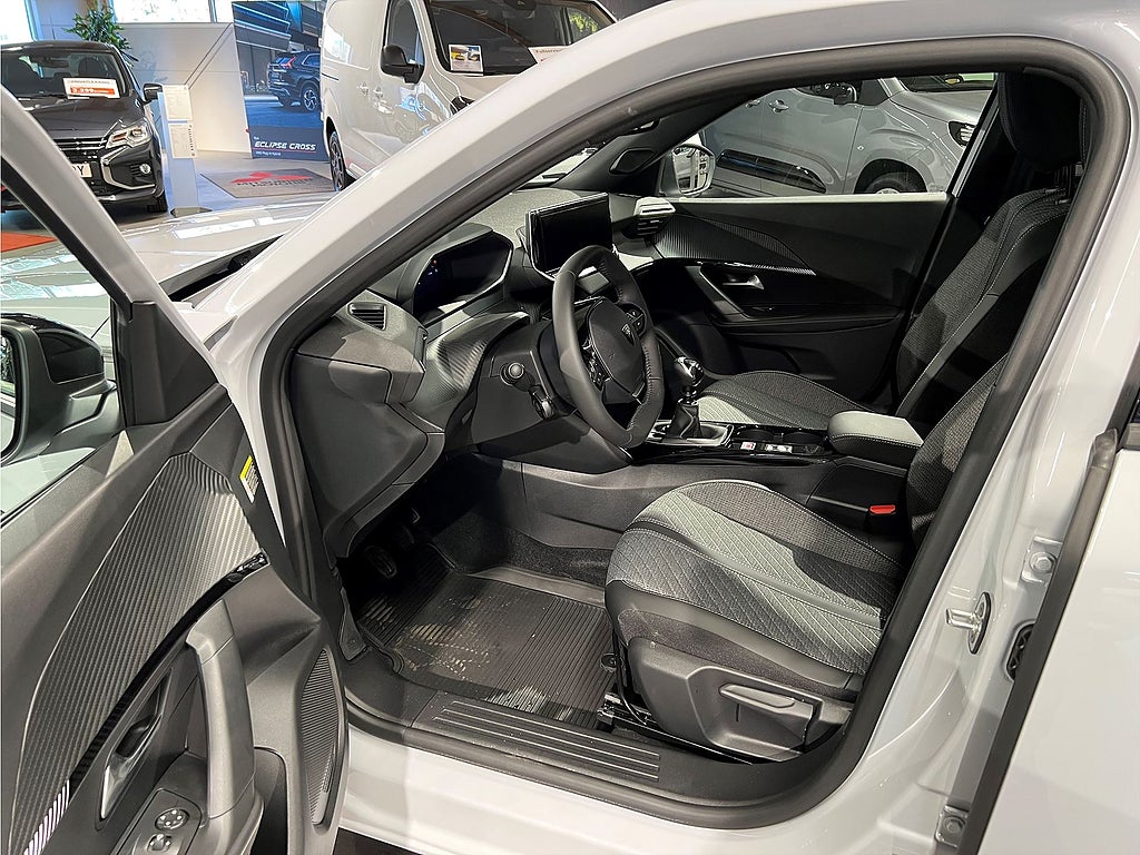 Bild på Peugeot 2008 Edition Hybrid 145hk Automat