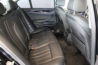 Sedan BMW 530e 9 av 23