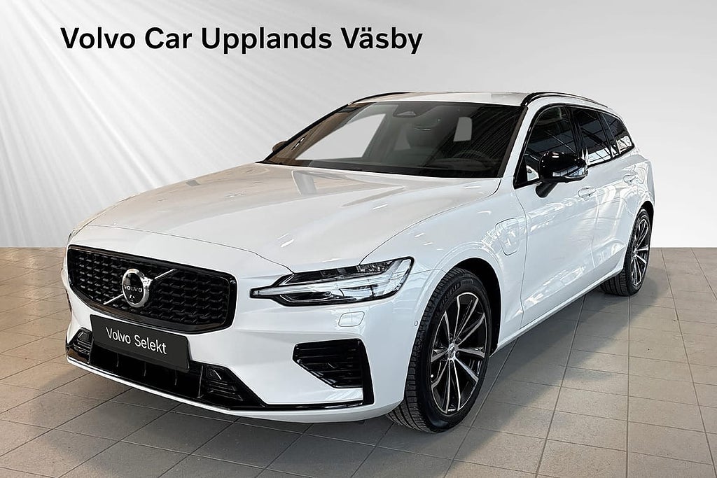 Volvo V60 T6 Plus Dark Nordic Edt H&K / HUD / 360 / Demobil