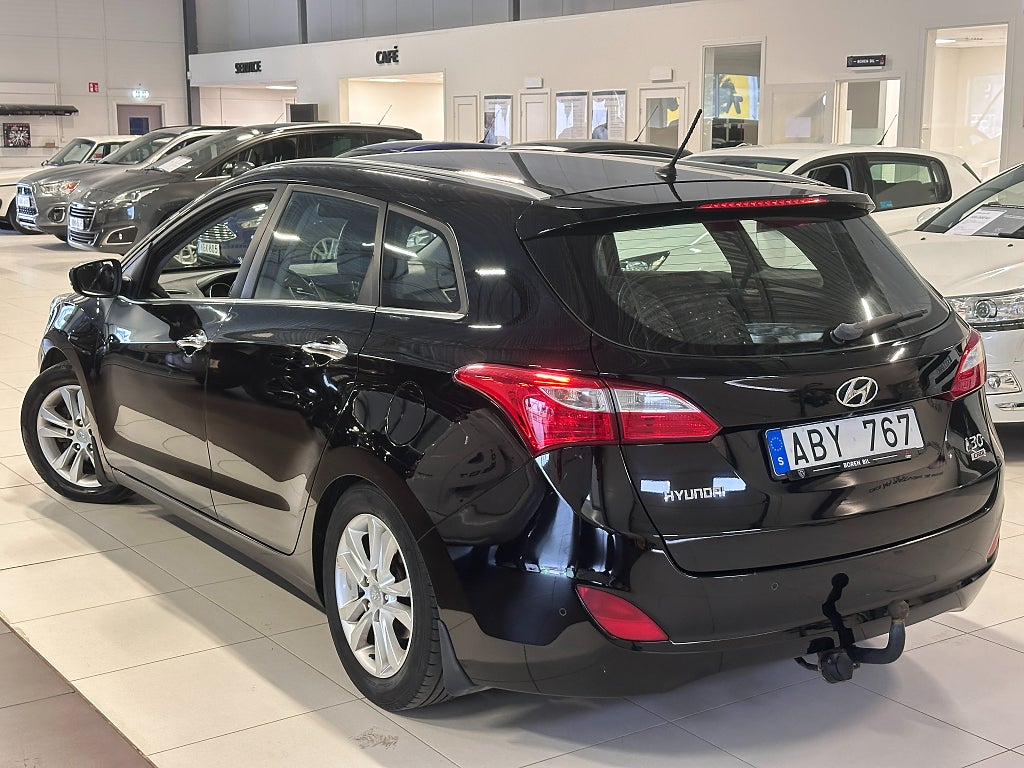 Hyundai i30 Kombi 1.6 CRDi Business Dragkrok thumbnail