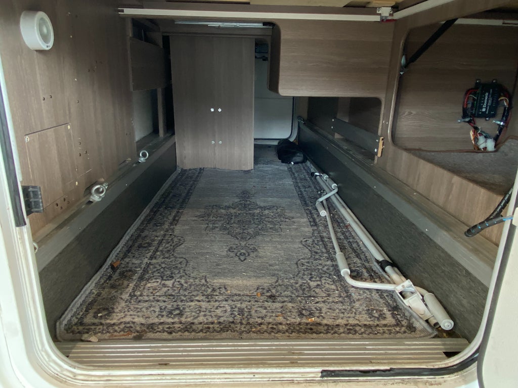 Kabe TMX 780 LB /AC bodel/Dragkrok/Solcell/Automat 150hk/Ugn/Taksäng - Kabe