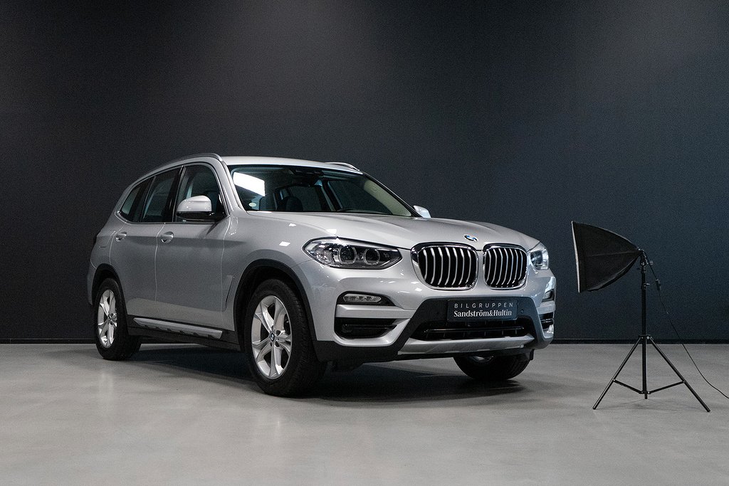 BMW X3 xDrive20d X-Line / Navi / Drag / 1 brukare