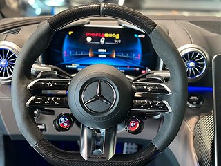 Sedan Mercedes-Benz AMG GT 15 av 21