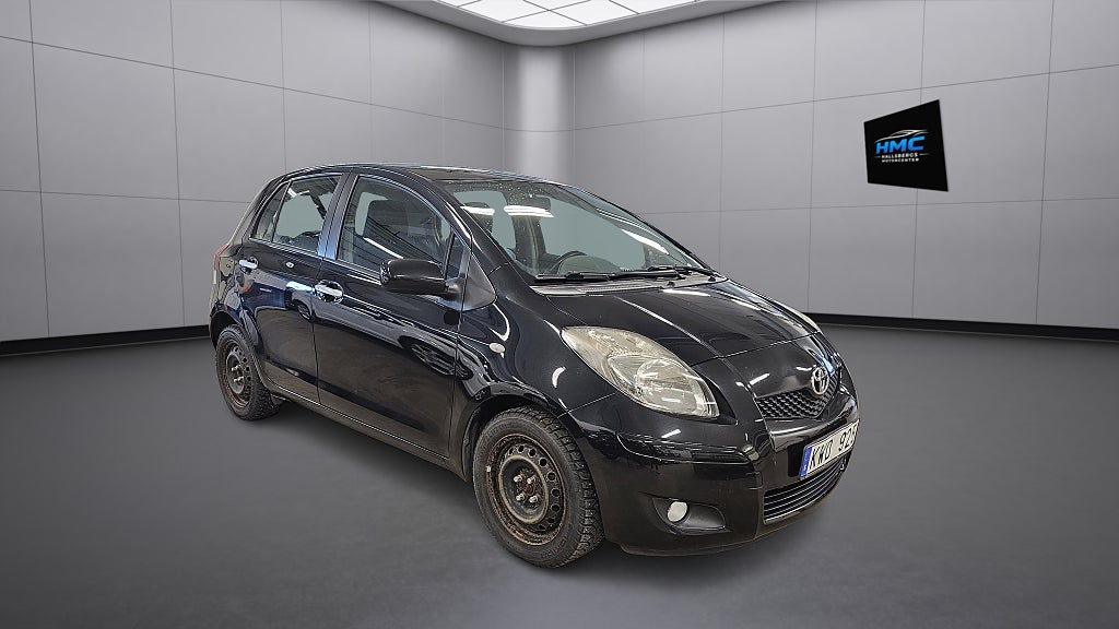 Toyota Yaris 5-dörrar 1.33 Dual VVT-i  Nybesiktad Nyservad Lågmil