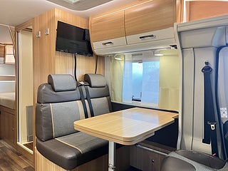 Husbil-halvintegrerad Dethleffs T 6611 11 av 23