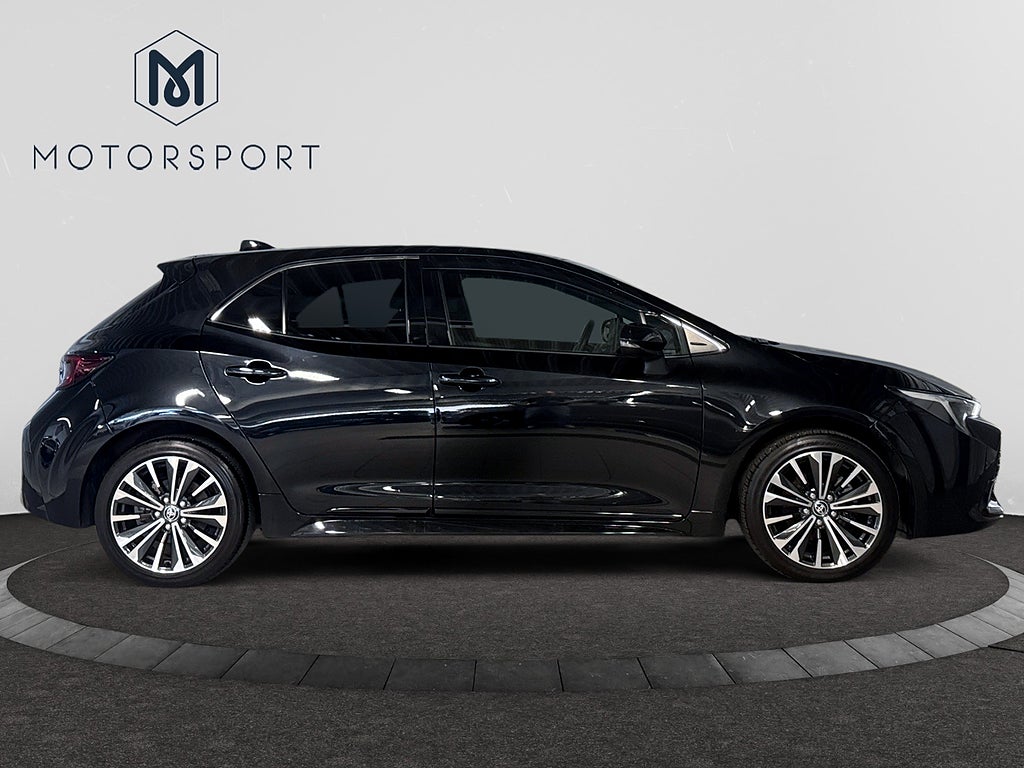 Toyota Corolla Hybrid e-CVT 1,8 Style Plus Kamera Navi Adpt-fart bild 7