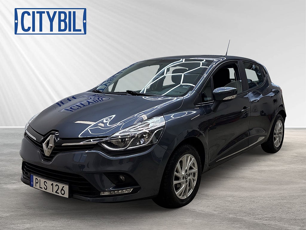 Renault Clio PhII 1.2 16v 75hk ZEN V-Däck K-Rem Bytt NAVI
