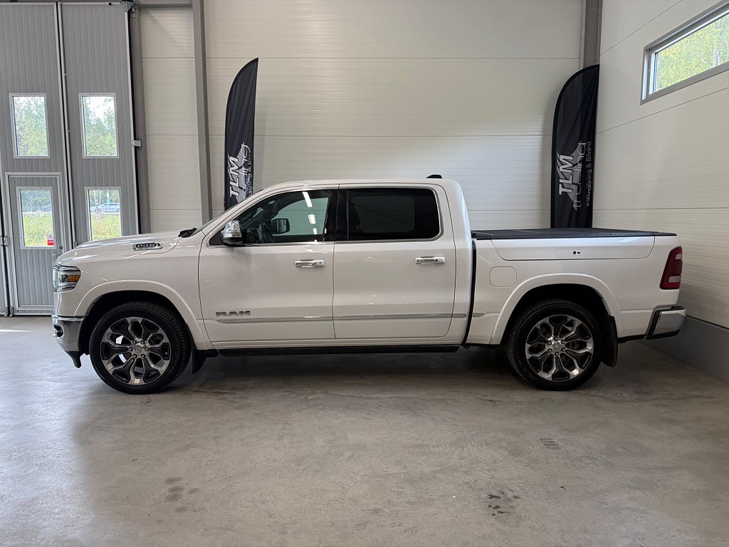 RAM 1500 Dubbelhytt 5.7 V8 HEMI FlexFuel 4x4 TorqueFlite LIMITED