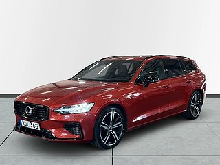 Volvo V60 Recharge T8 AWD RDesign S&V-hjul/MOMS/Drag/H/K/360